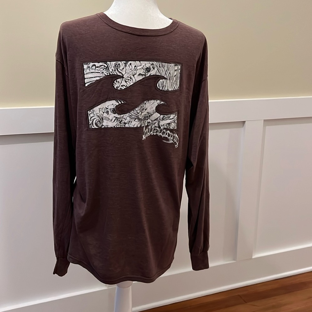Long sleeve Billabong Tee